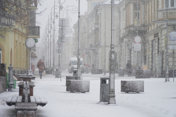 ulica Sienkiewicza zimą