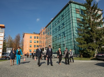 Przedstawiciele korpusu dyplomatycznego w Kielcach 43.jpg