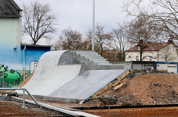 Skatepark na Kadzielni. Sprawdzamy postępy prac