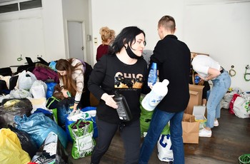 Zbiórka rzeczy dla ukraińskich uchodźców. Zasady i organizacja