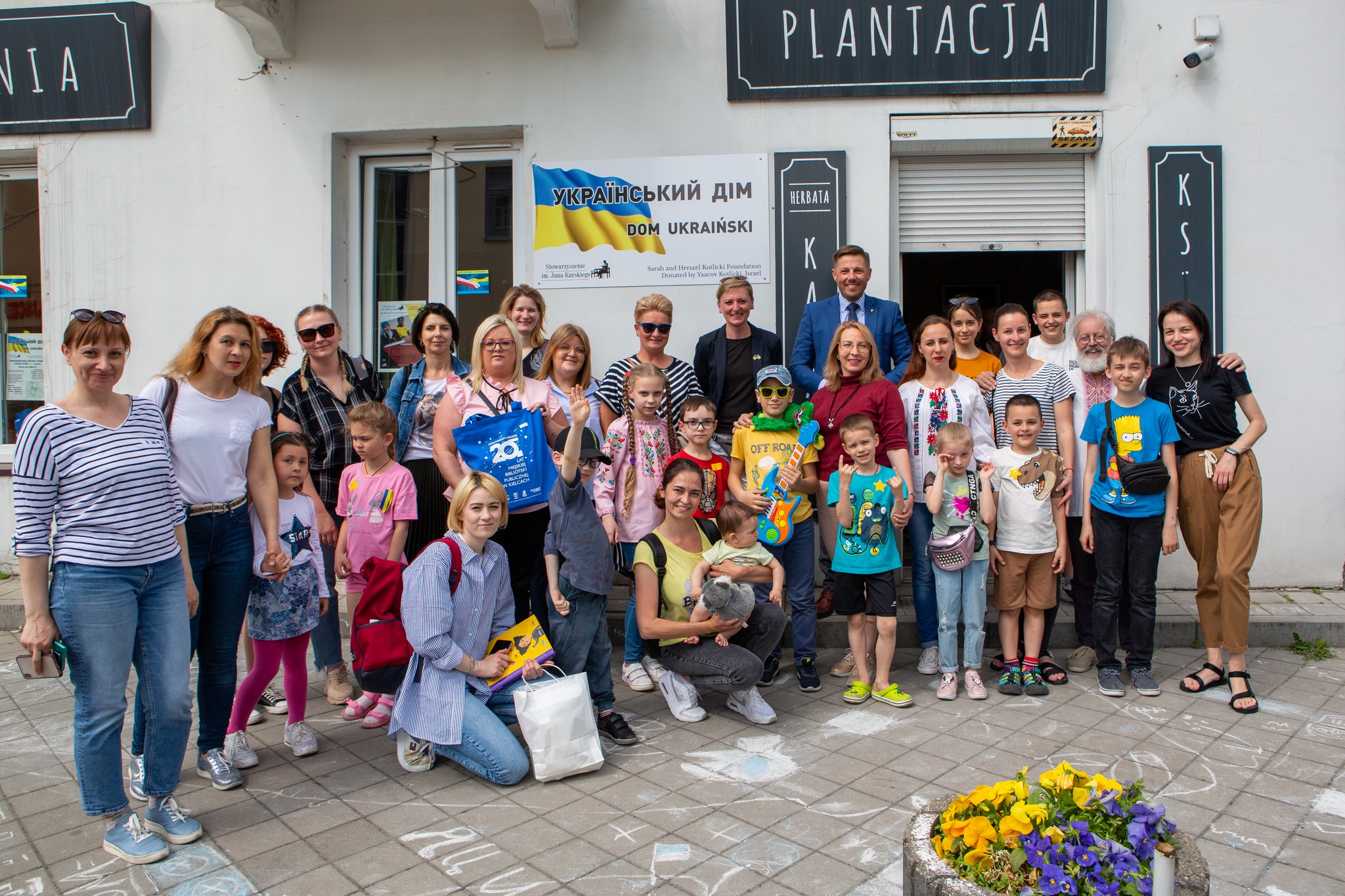 Literackim słowem wspierają najmłodszych ukraińskich gości