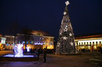 Bożonarodzeniowa iluminacja Rynku - 2013 r.