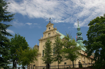 Widok na katedrę od strony zachodniej